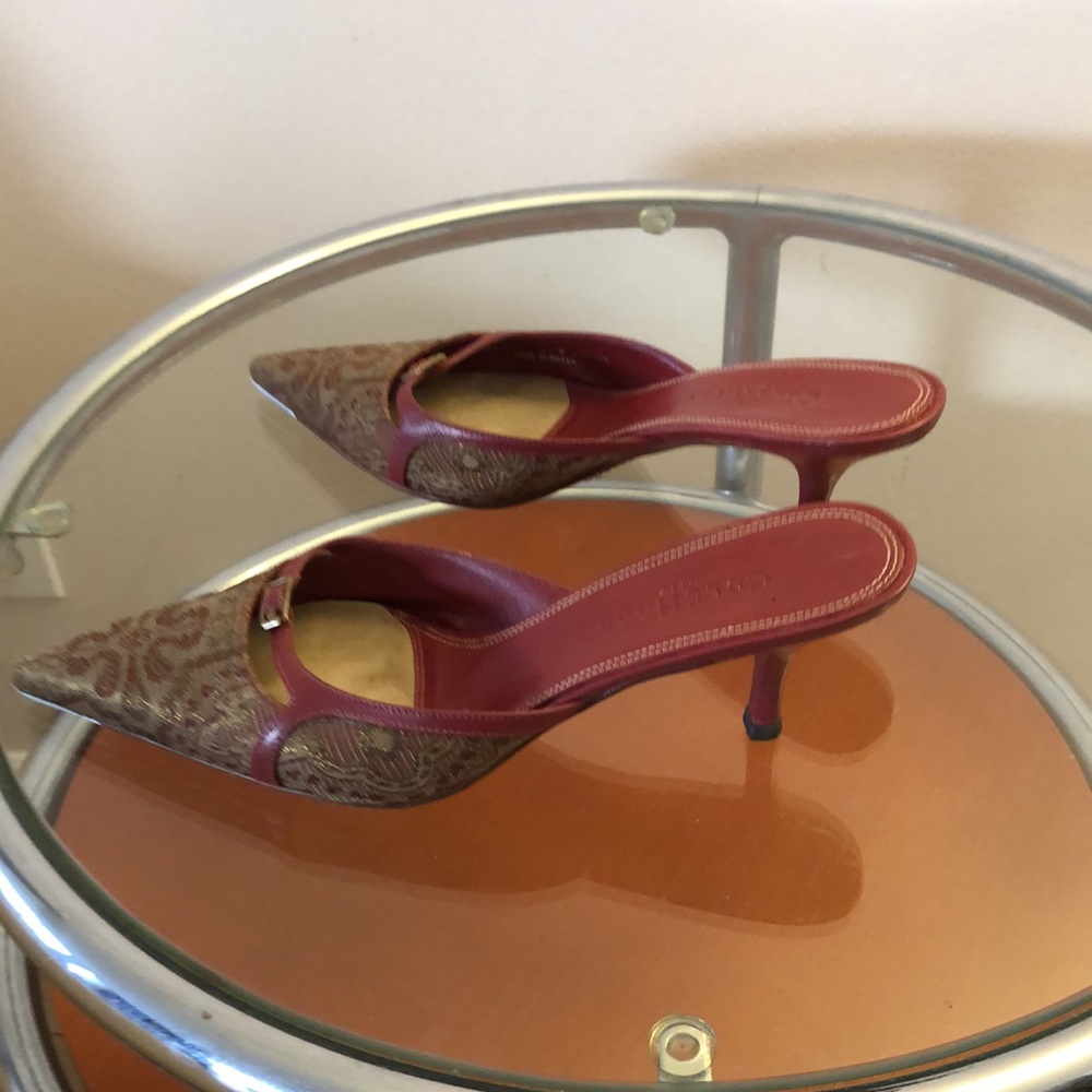 Shoes - Picture 4 of 6